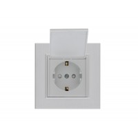 Розетка 1-м с крышкой Karea LINE STAR с заземл. жемчуж. Makel 86100029
