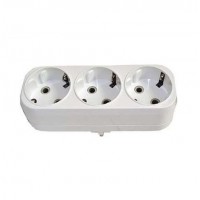 Разветвитель 3-м с заземл. 16А плоский UNIVersal А303 Разветвитель 3-м с заземл. 16А плоский UNIVersal А303