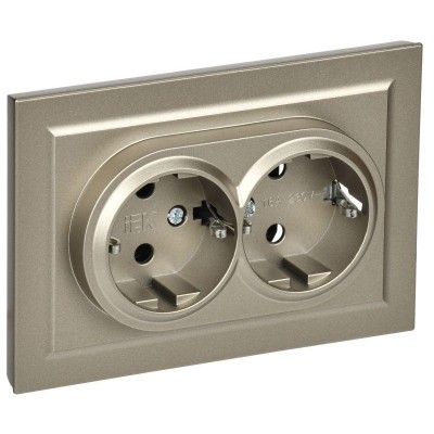 Розетка 2-м СП BRITE РСш12-3-БрШ 16А в сборе с заземл. защ. шторки шампань IEK BR-R24-16-K37-F Розетка 2-м СП BRITE РСш12-3-БрШ 16А в сборе с заземл. защ. шторки шампань IEK BR-R24-16-K37-F