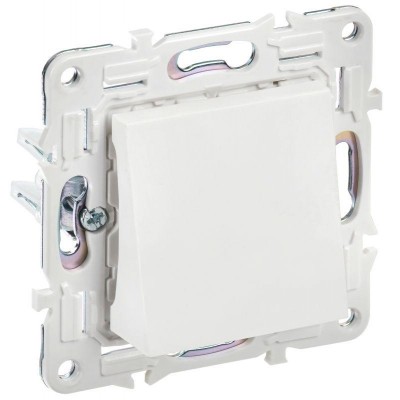 Вывод кабеля SKANDY SK-O01W арктич. бел. IEK SK-VK10-0-K01