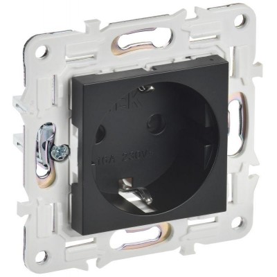 Розетка SKANDY 16А с заземл. защ. шторки SK-R04Bl черн. IEK SK-R14-16-K02 Розетка SKANDY 16А с заземл. защ. шторки SK-R04Bl черн. IEK SK-R14-16-K02
