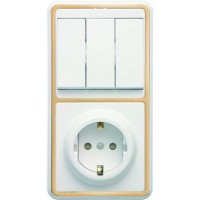 Блок БКВР-036 Бэлла (3-кл. выкл. + евророзетка с защ. шторками) зол. Кунцево 5848