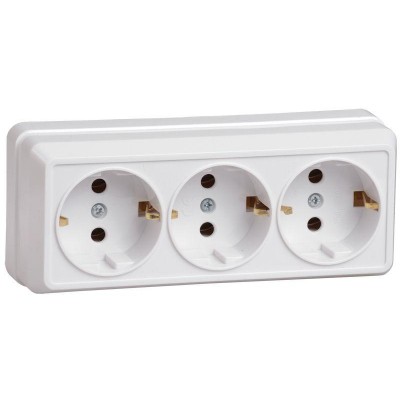 Розетка 3-м ОП Октава РС23-3-ОБ 16А IP20 с заземл. бел. IEK ERO31-K01-16-DC Розетка 3-м ОП Октава РС23-3-ОБ 16А IP20 с заземл. бел. IEK ERO31-K01-16-DC