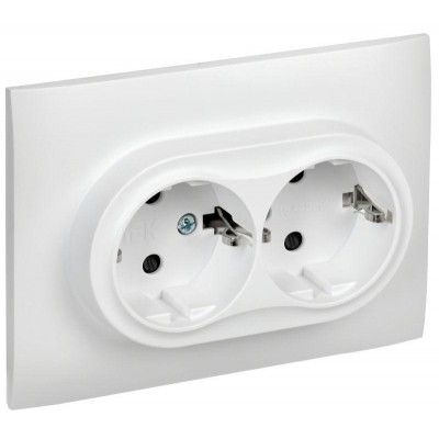 Розетка 2-м SKANDY 16А с заземл. защ. шторки в сборе SK-R07W арктич. бел. IEK SK-R24-16-K01-F