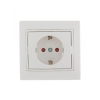 Розетка 1-м СП Mira 16А IP20 с заземл. защ. шторки с бел. вставкой керамика бел. LEZARD 701-0202-124 Розетка 1-м СП Mira 16А IP20 с заземл. защ. шторки с бел. вставкой керамика бел. LEZARD 701-0202-124