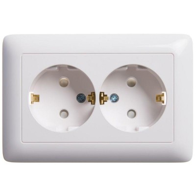 Розетка 2-м СП Хит 16А IP20 с заземл. защ. шторки бел. SE RS16-231-B Розетка 2-м СП Хит 16А IP20 с заземл. защ. шторки бел. SE RS16-231-B