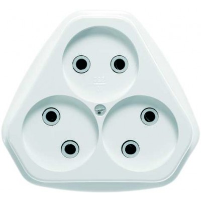 Розетка 3-м ОП РА10-387 10А IP20 бел. Кунцево 5920 Розетка 3-м ОП РА10-387 10А IP20 бел. Кунцево 5920