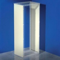 Комплект панелей бок. для шкафа RAM BLOCK CQE 1800х400 (левая+правая) DKC R5LE1842 Комплект панелей бок. для шкафа RAM BLOCK CQE 1800х400 (левая+правая) DKC R5LE1842