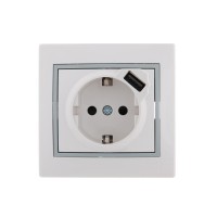 Розетка 1-м СП Mira 16А с заземл. + USB разъем с сер. вставкой бел. LEZARD 701-0215-181 Розетка 1-м СП Mira 16А с заземл. + USB разъем с сер. вставкой бел. LEZARD 701-0215-181