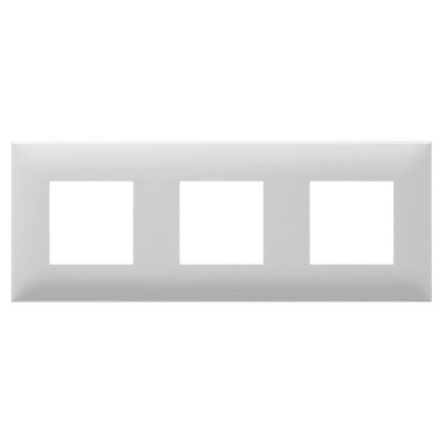 Рамка 3-м 6мод. Avanti "Белое облако" DKC 4400906 Рамка 3-м 6мод. Avanti "Белое облако" DKC 4400906