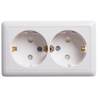Розетка 2-м ОП Хит 16А IP20 с заземл. защ. шторки бел. SE RA16-239-B Розетка 2-м ОП Хит 16А IP20 с заземл. защ. шторки бел. SE RA16-239-B